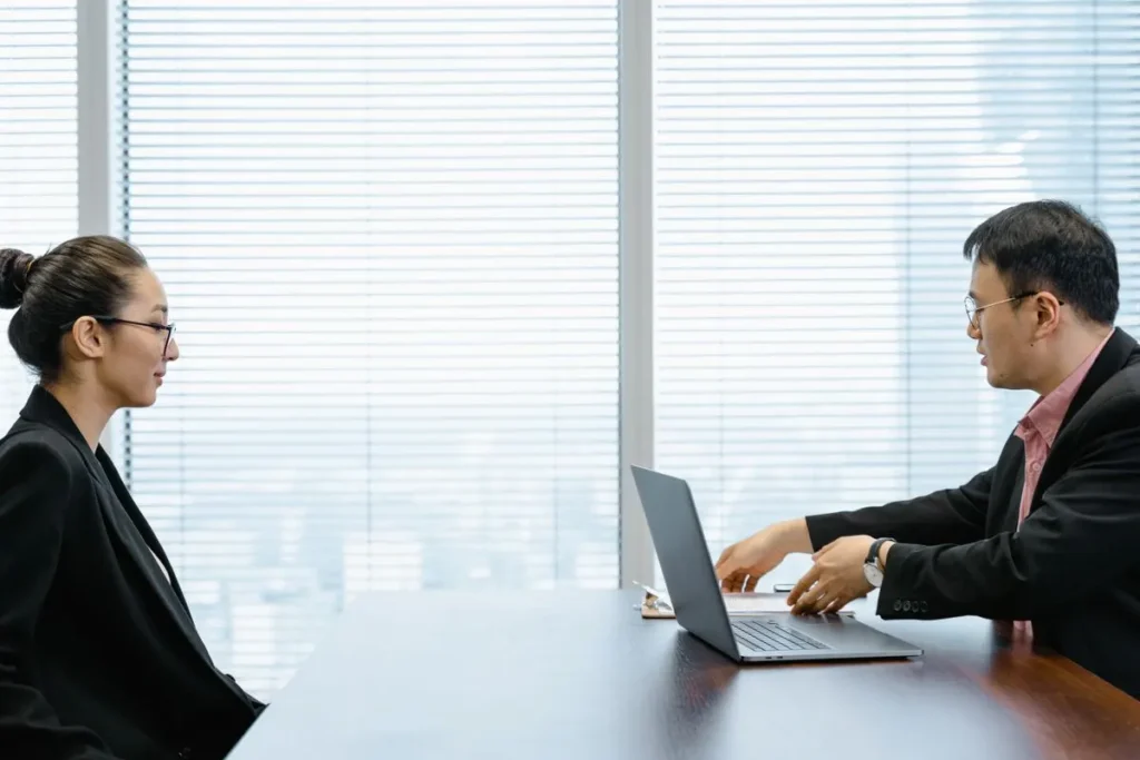 Como a consultoria de RH ajuda a reduzir o turnover?